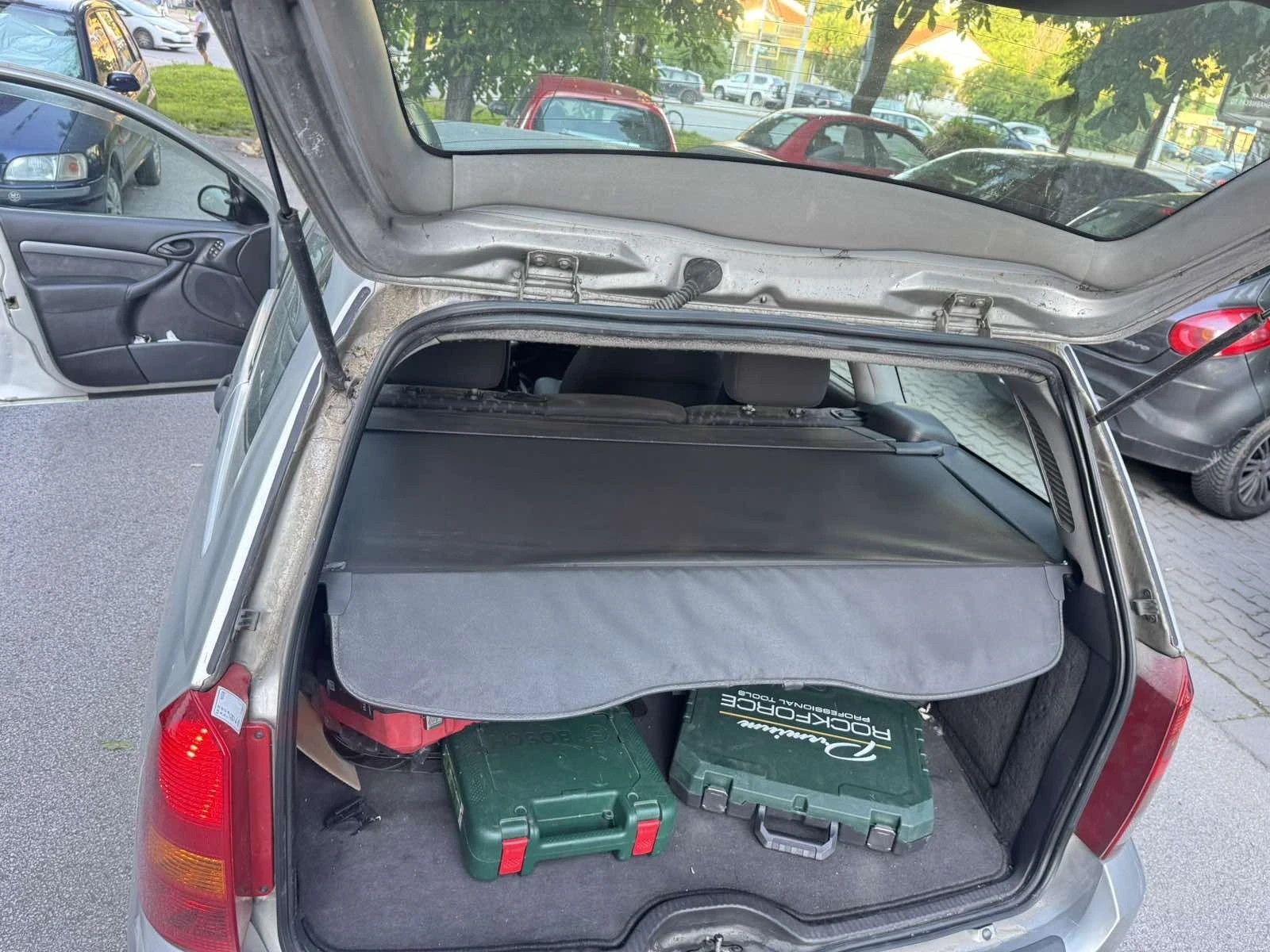 Ford Focus 1.8 TDCI-KLIMA, снимка 11 - Автомобили и джипове - 54918801