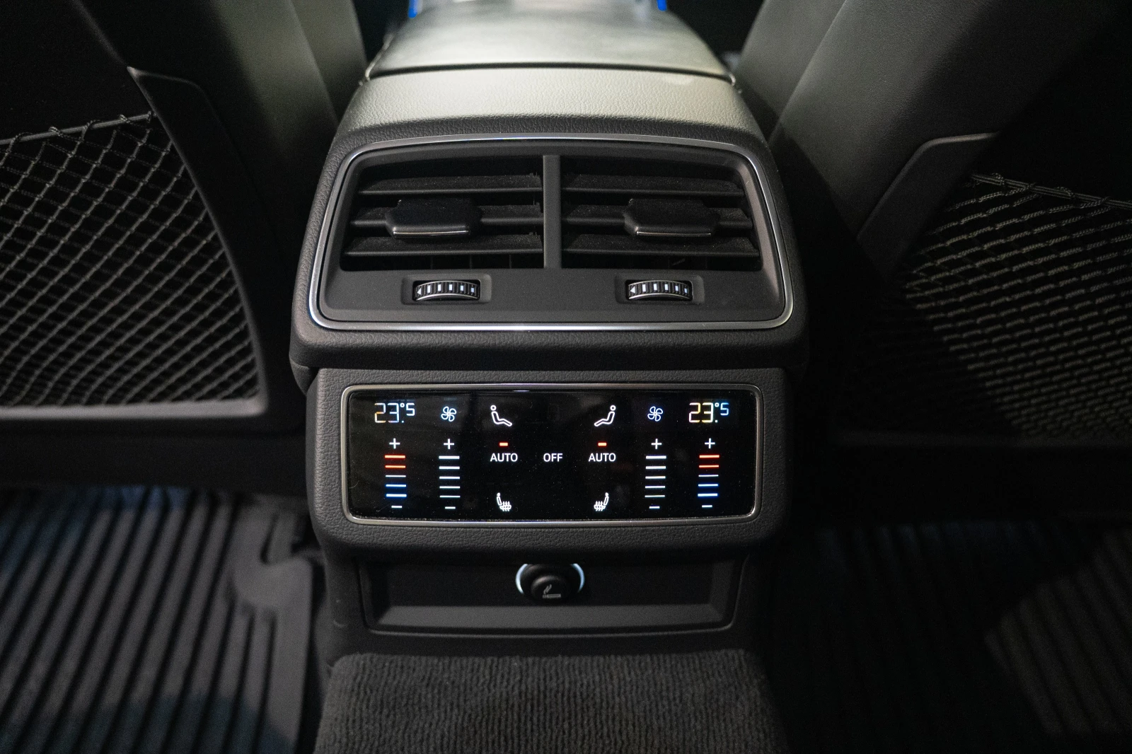 Audi A7 Sportback 3.0TDI QUATTRO MATRIX, снимка 15 - Автомобили и джипове - 55262717