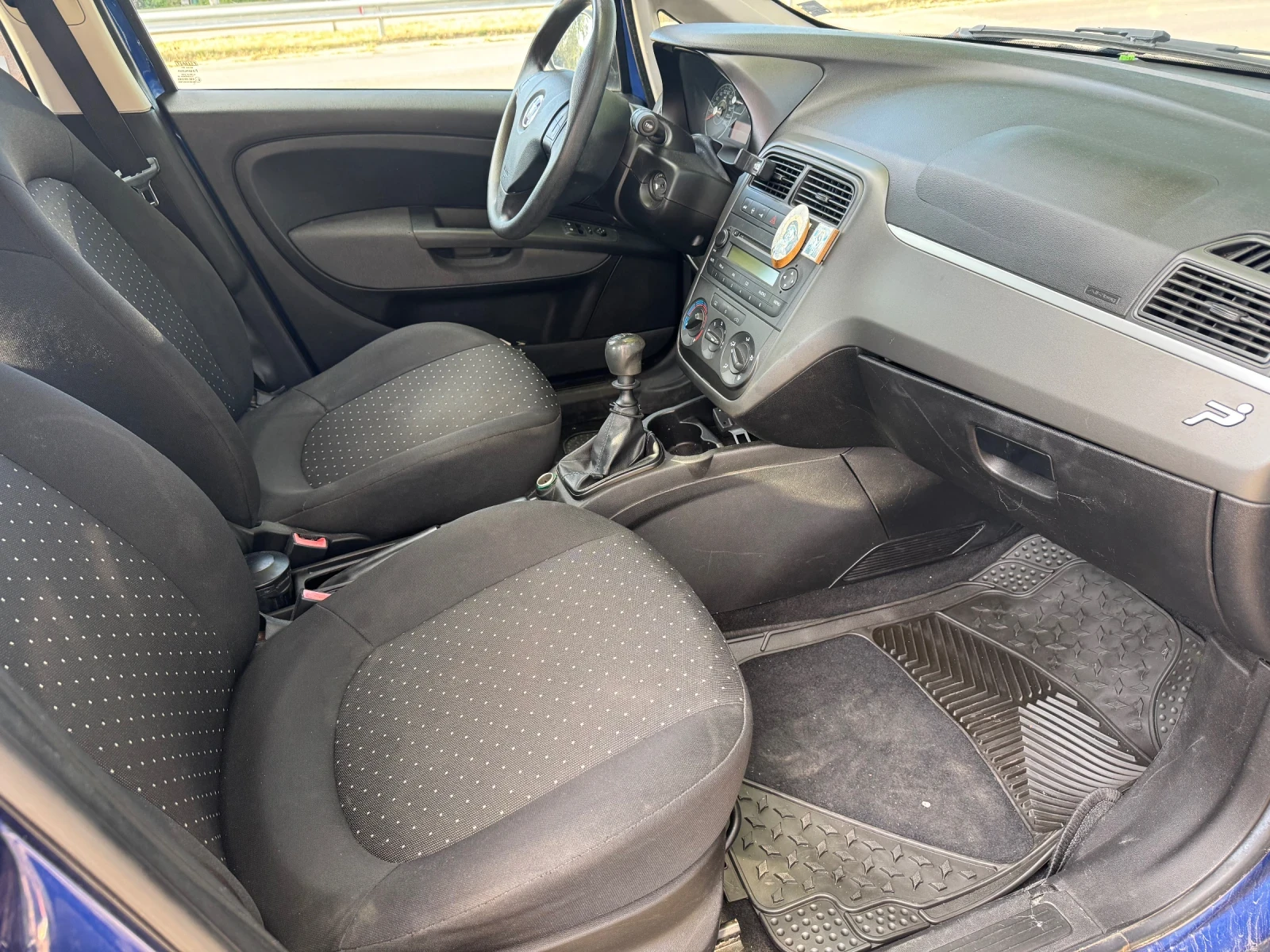 Fiat Punto 1.4, снимка 13 - Автомобили и джипове - 55483331