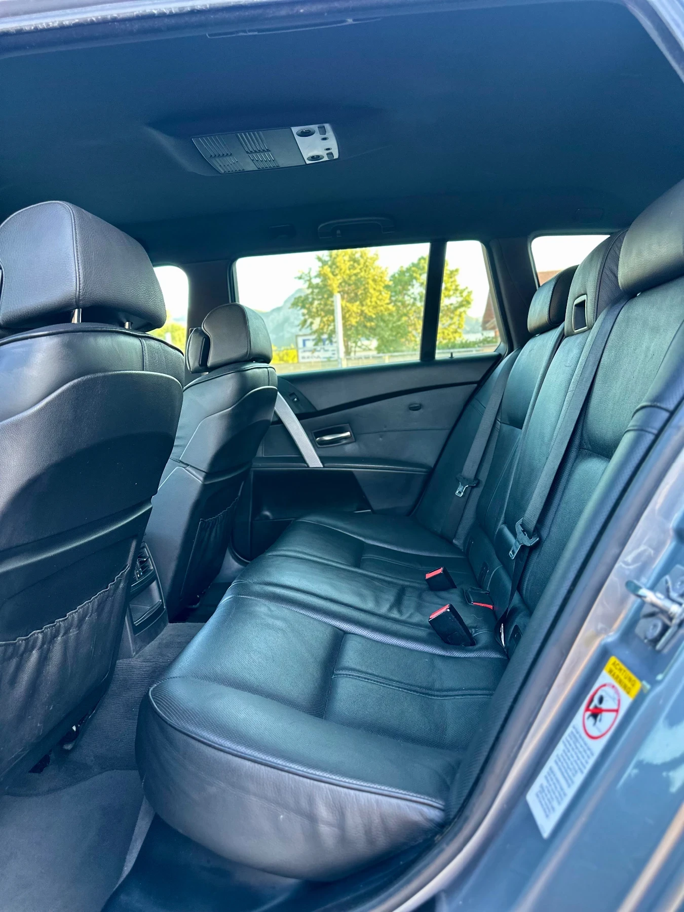 BMW 530 xD* M-Packet* CiC Навигация* Подгрев* Обдухване* , снимка 10 - Автомобили и джипове - 55633783