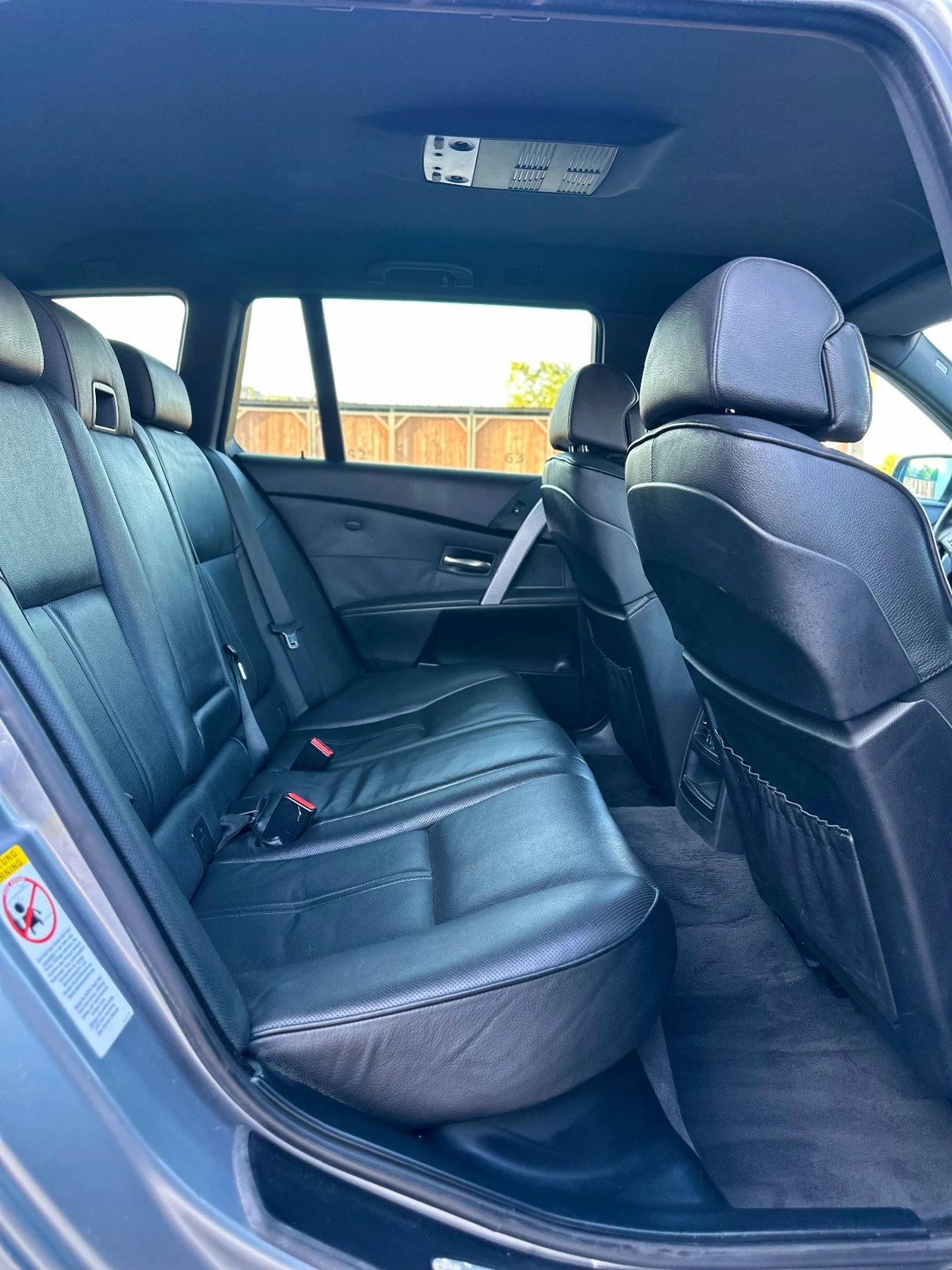 BMW 530 xD* M-Packet* CiC Навигация* Подгрев* Обдухване* , снимка 11 - Автомобили и джипове - 55633783