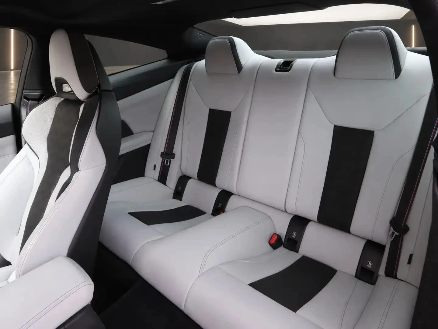 BMW M4 | Mobile.bg � ����������� 8