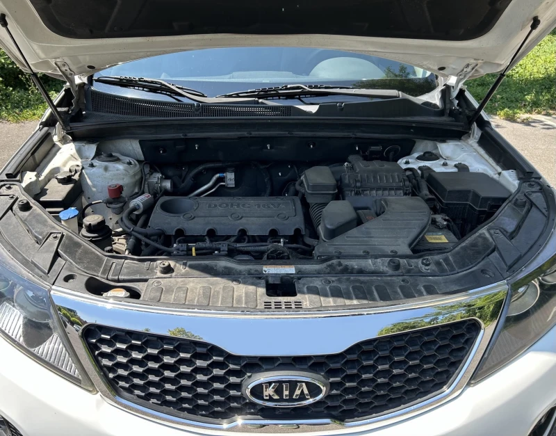 Kia Sorento 2.4i - LPG, снимка 16 - Автомобили и джипове - 47305424