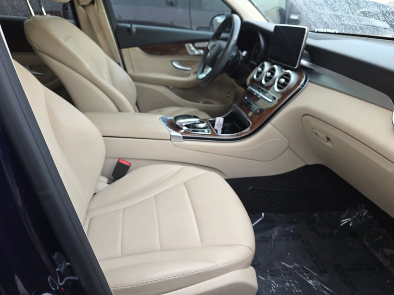 Mercedes-Benz GLC 300 KEYLESS/NAVI/LANE ASSIST/ПОДГРЕВ/КАМЕРА, снимка 11 - Автомобили и джипове - 48463128