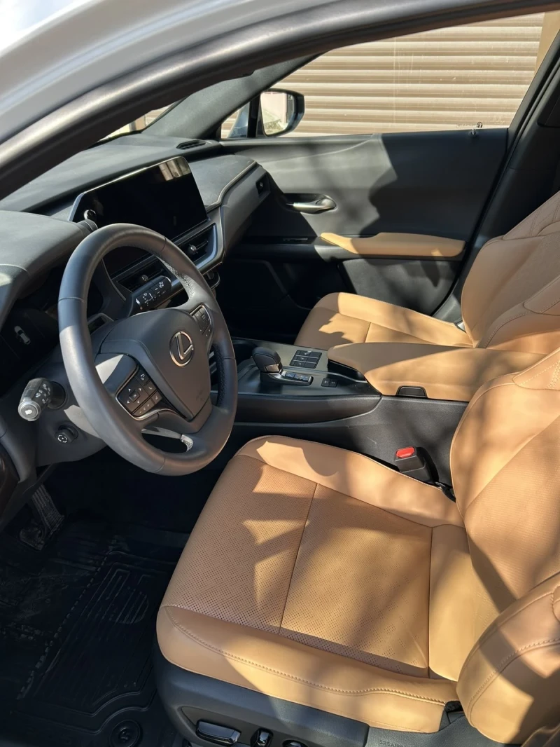 Lexus UX 300h UX 300 H, снимка 3 - Автомобили и джипове - 49146059