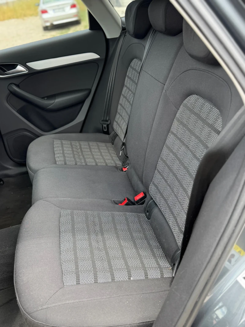 Audi Q3 2.0TDI* 177* S-LINE* S-Tronic* Панорама* ТОП* , снимка 13 - Автомобили и джипове - 50998633