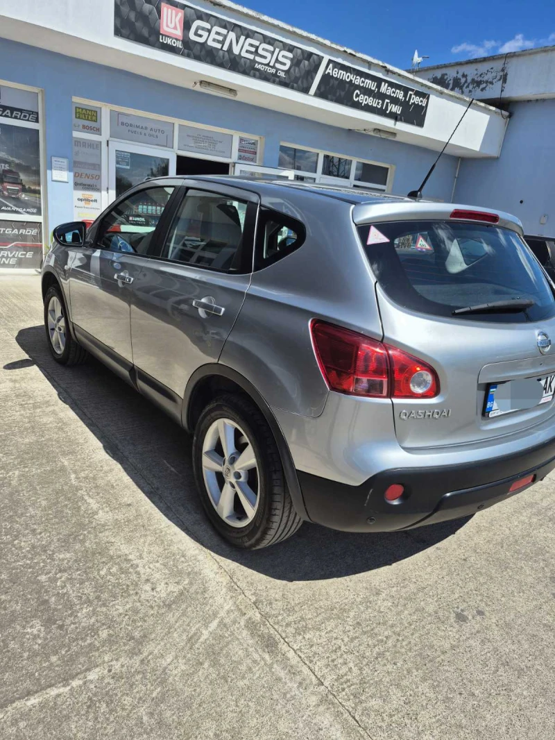 Nissan Qashqai 1.6, снимка 5 - Автомобили и джипове - 52455012