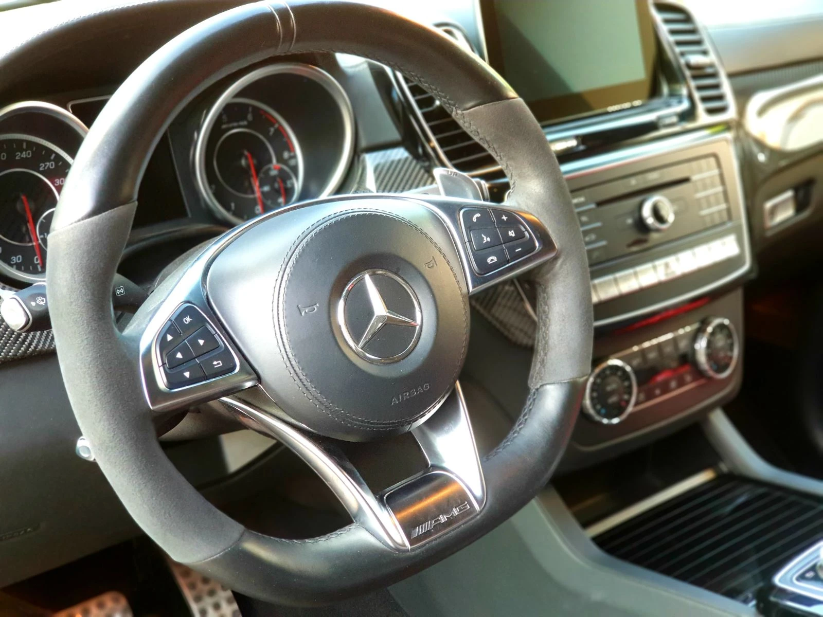 Mercedes-Benz GLS 63 AMG 63 AMG - изображение 3