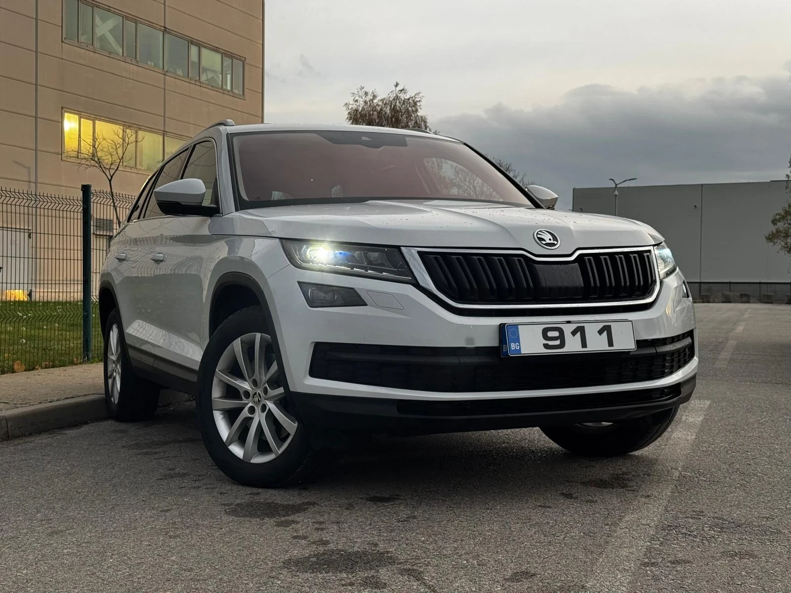 Skoda Kodiaq 2.0 TDI / 7 места / 4х4 - изображение 2