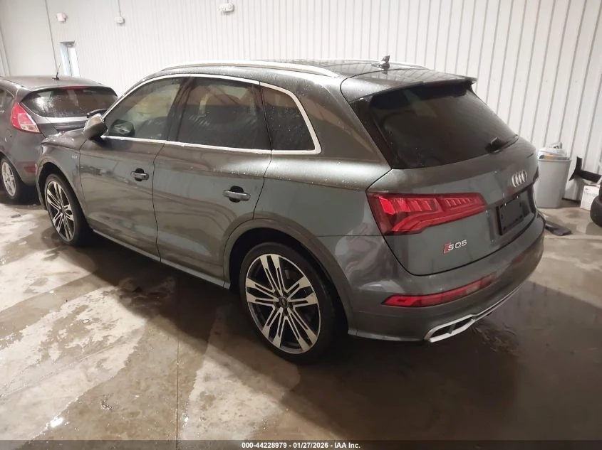 Audi SQ5 3l 3.0T Premium Plus - изображение 3