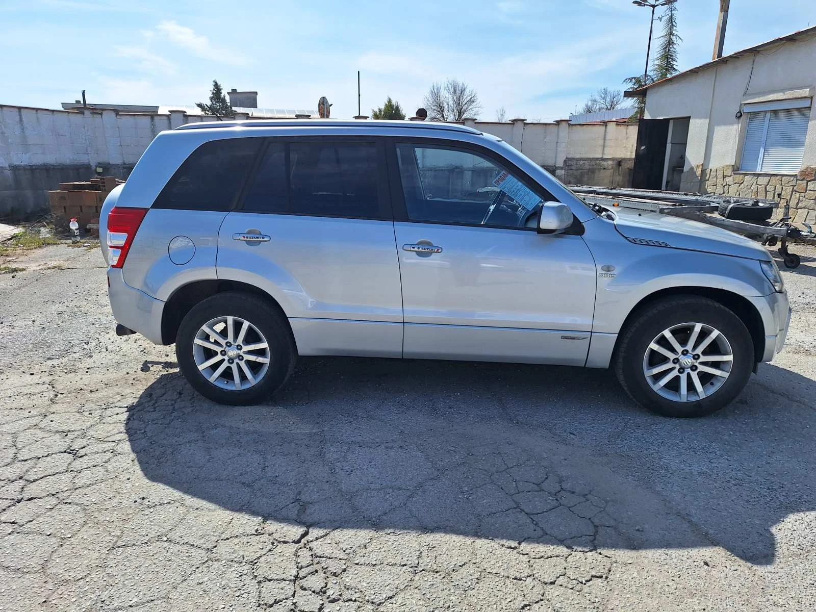 Suzuki Grand vitara 1.9DDIS, снимка 4 - Автомобили и джипове - 53805438