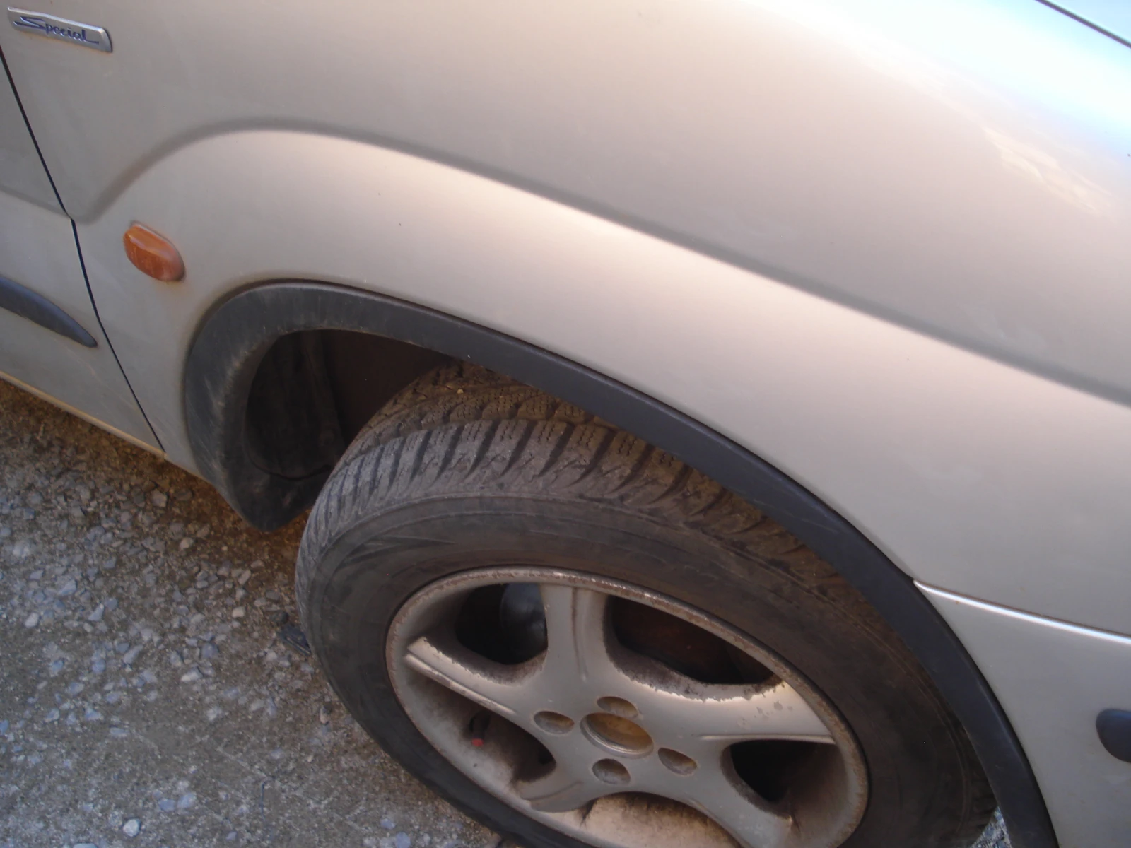 Suzuki Ignis 4-4, снимка 3 - Автомобили и джипове - 54374591