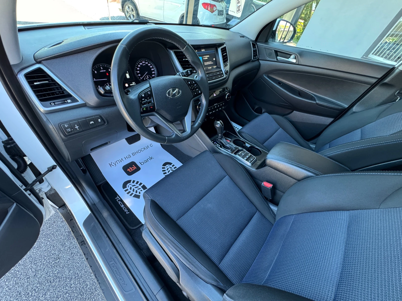 Hyundai Tucson 1.7 CRDI НОВ ВНОС , снимка 7 - Автомобили и джипове - 54909697