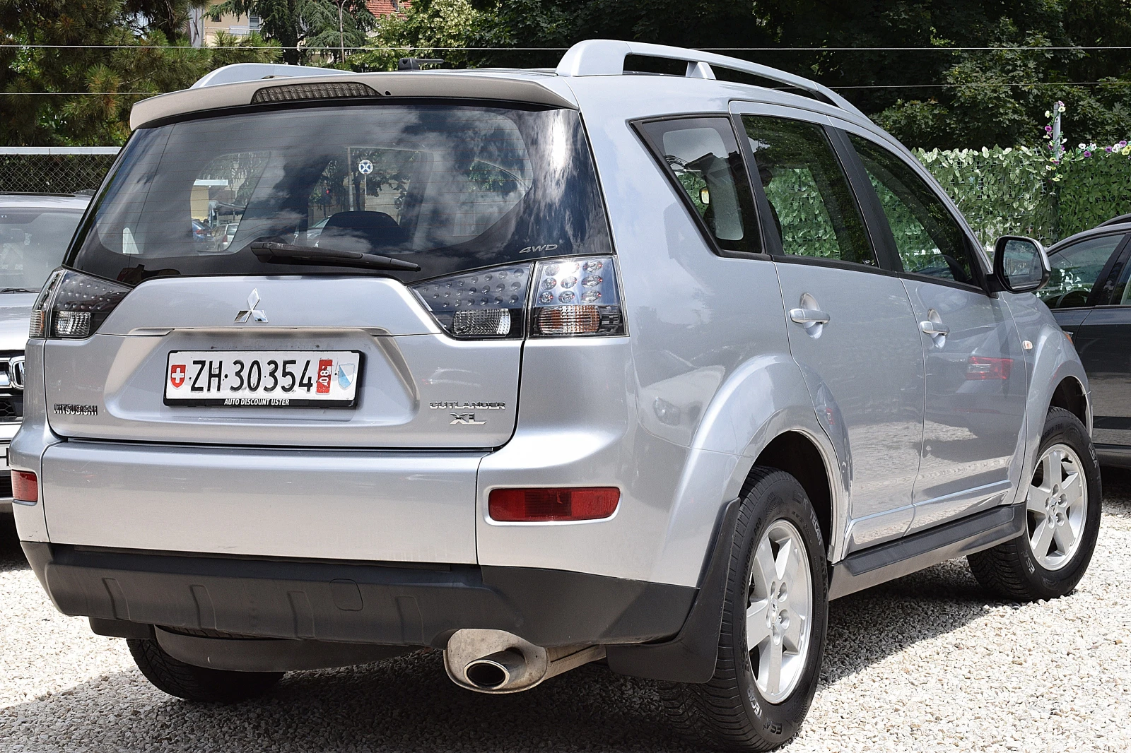 Mitsubishi Outlander 2.4ШВЕЙЦАРИЯ/4х4, снимка 4 - Автомобили и джипове - 55040004