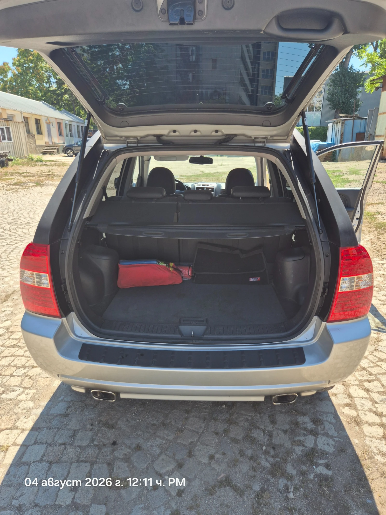 Kia Sportage, снимка 10 - Автомобили и джипове - 55539624