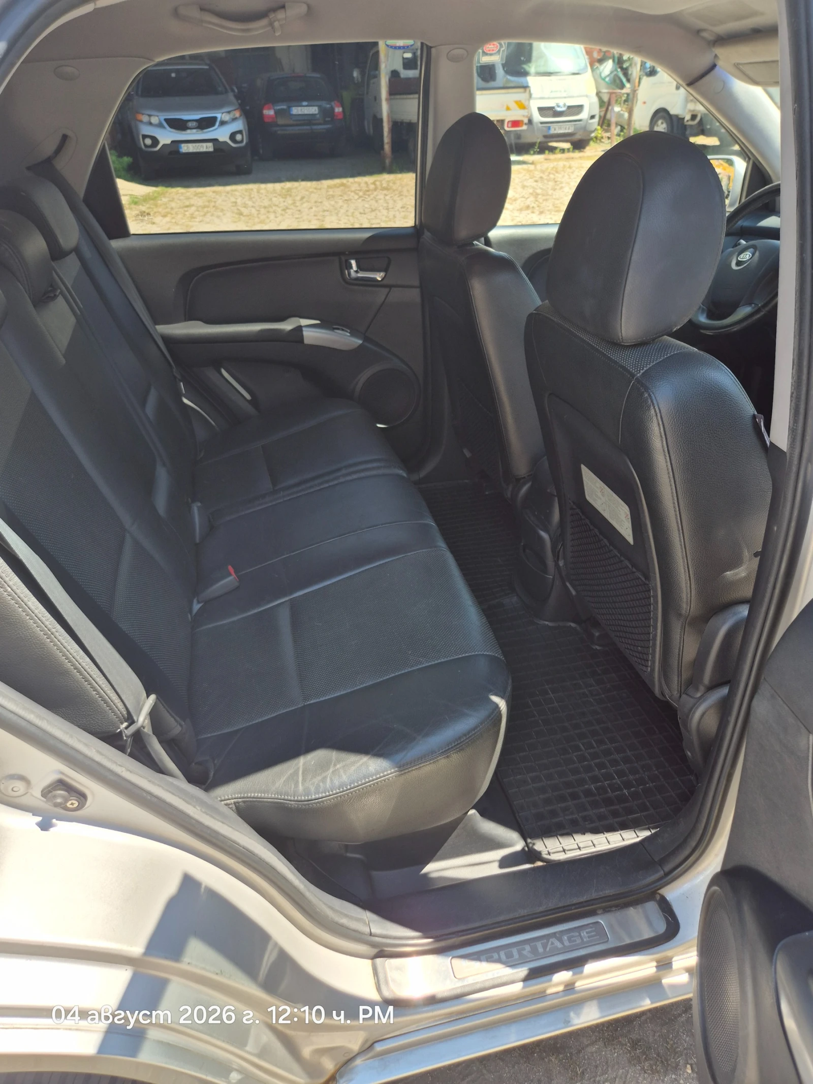 Kia Sportage, снимка 8 - Автомобили и джипове - 55539624
