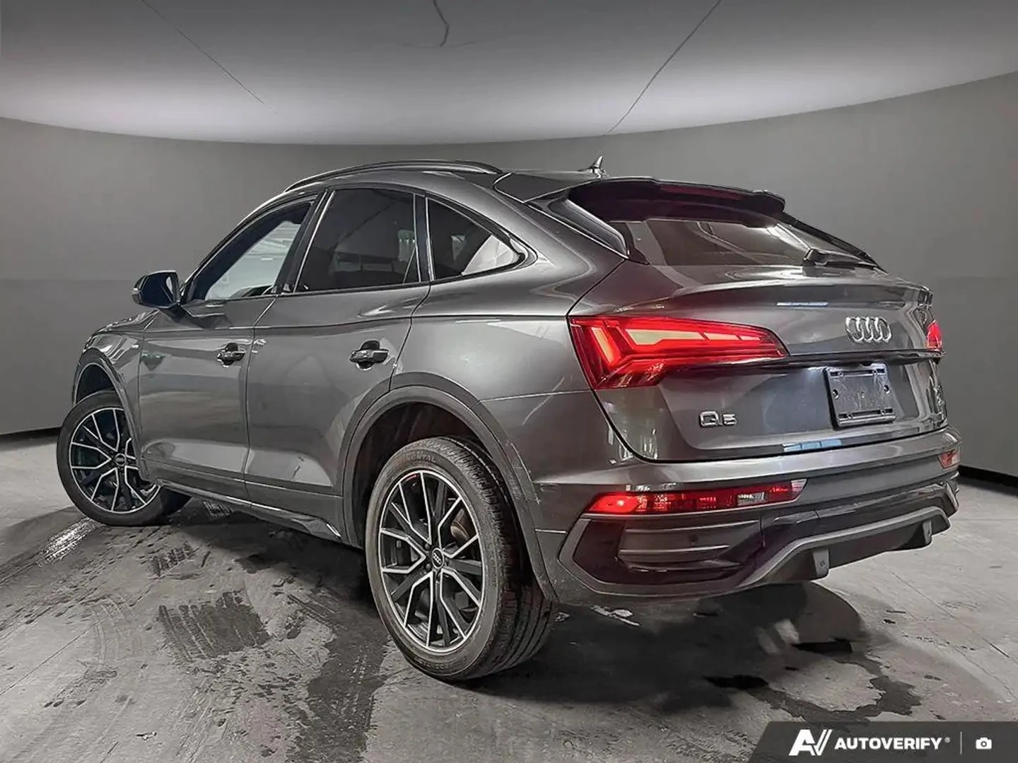Audi Q5 S LINE PREMIUM ЦЕНА ДО БЪЛГАРИЯ АВТОКРЕДИТ, снимка 4 - Автомобили и джипове - 55616392