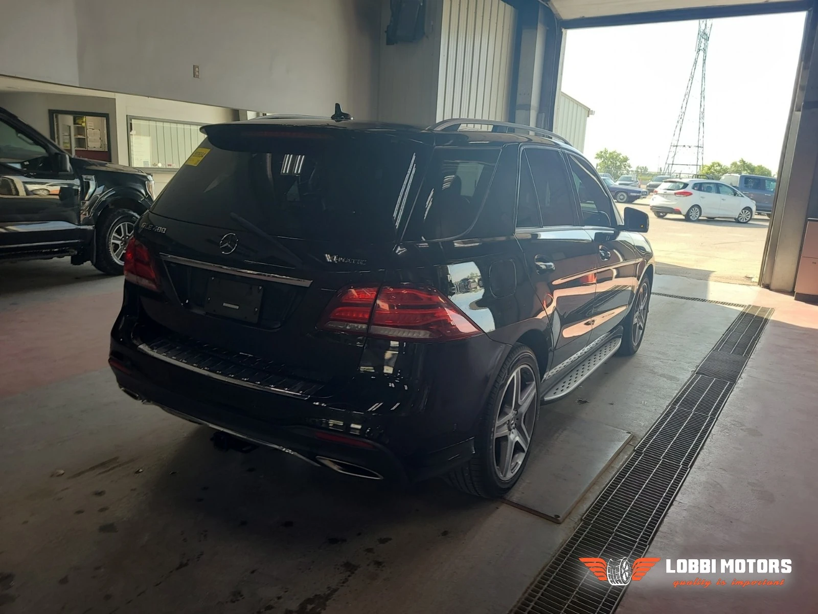 Mercedes-Benz GLE, снимка 3 - Автомобили и джипове - 55928599