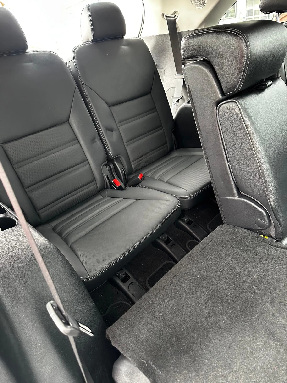 Kia Sorento 2.2 CRDI AWD, снимка 10 - Автомобили и джипове - 56151710