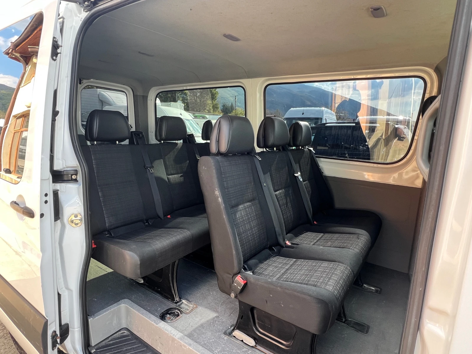 Mercedes-Benz Sprinter 316 ПЪТНИЧЕСКИ , 8+ 1 МЕСТА , КЛИМА  - изображение 8