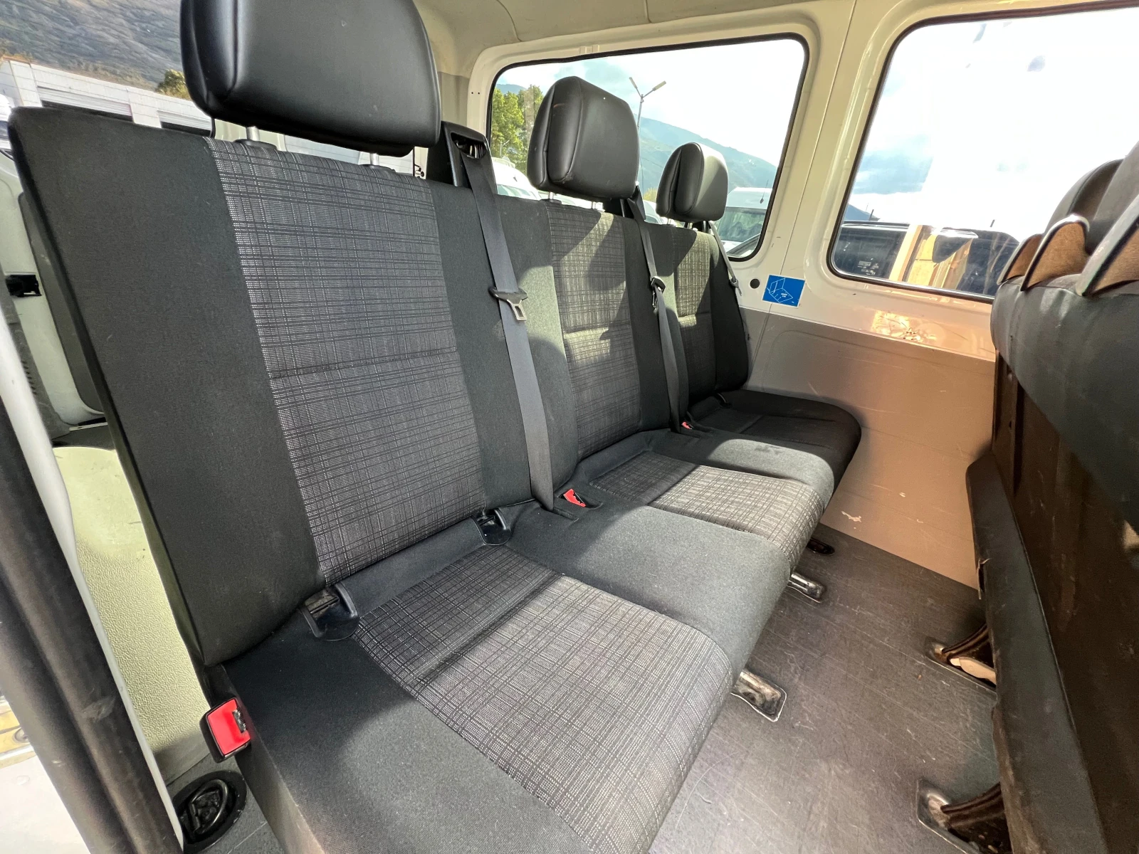 Mercedes-Benz Sprinter 316 ПЪТНИЧЕСКИ , 8+ 1 МЕСТА , КЛИМА  - изображение 10
