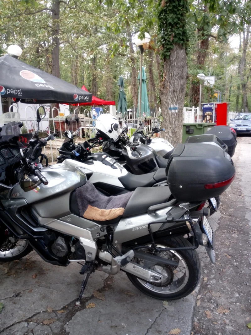 Aprilia Caponord ETV 1000, снимка 4 - Мотоциклети и мототехника - 52515469