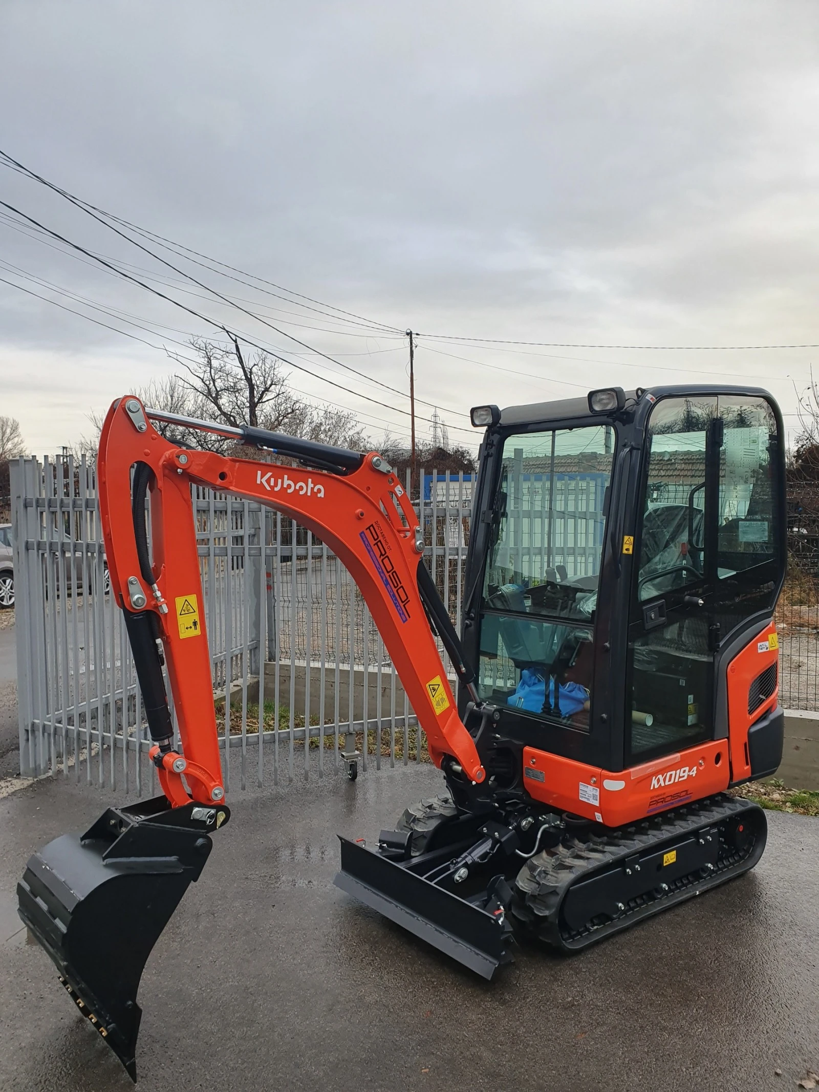 Багер Kubota KX019-4 - изображение 4