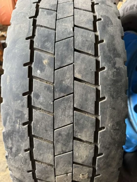 Гуми Всесезонни 295/60R22.5, снимка 2