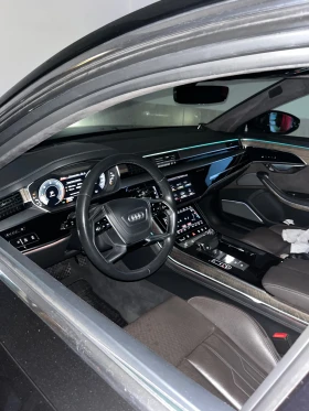 Audi A8 LONG 5.0TDI FULL 3xTV, снимка 10
