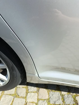 Toyota Avensis 2.2 D, снимка 15