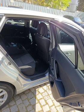 Toyota Avensis 2.2 D, снимка 11