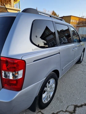 Kia Carnival 7 места, снимка 4