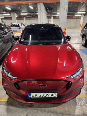     Ford Mustang Mach-E 98.7 KW 4X4 