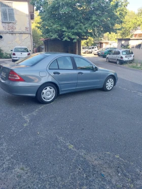 Mercedes-Benz C 200, снимка 4
