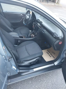 Mercedes-Benz C 200, снимка 7