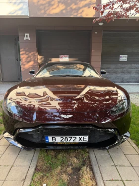 ����� �� �������� �� Aston Martin V8 Vantage