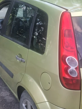 Ford Fiesta - 1300 € / 2542.58 лв. - 51951071 11