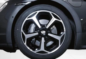 Porsche Taycan 4 Sport Turismo = Sport Chrono = Гаранция | Auto.bg — изображение 5