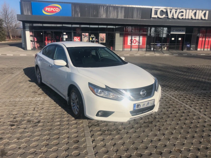 Nissan Altima, снимка 7 - Автомобили и джипове - 47465577