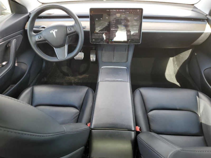 Tesla Model 3, снимка 8 - Автомобили и джипове - 48198359