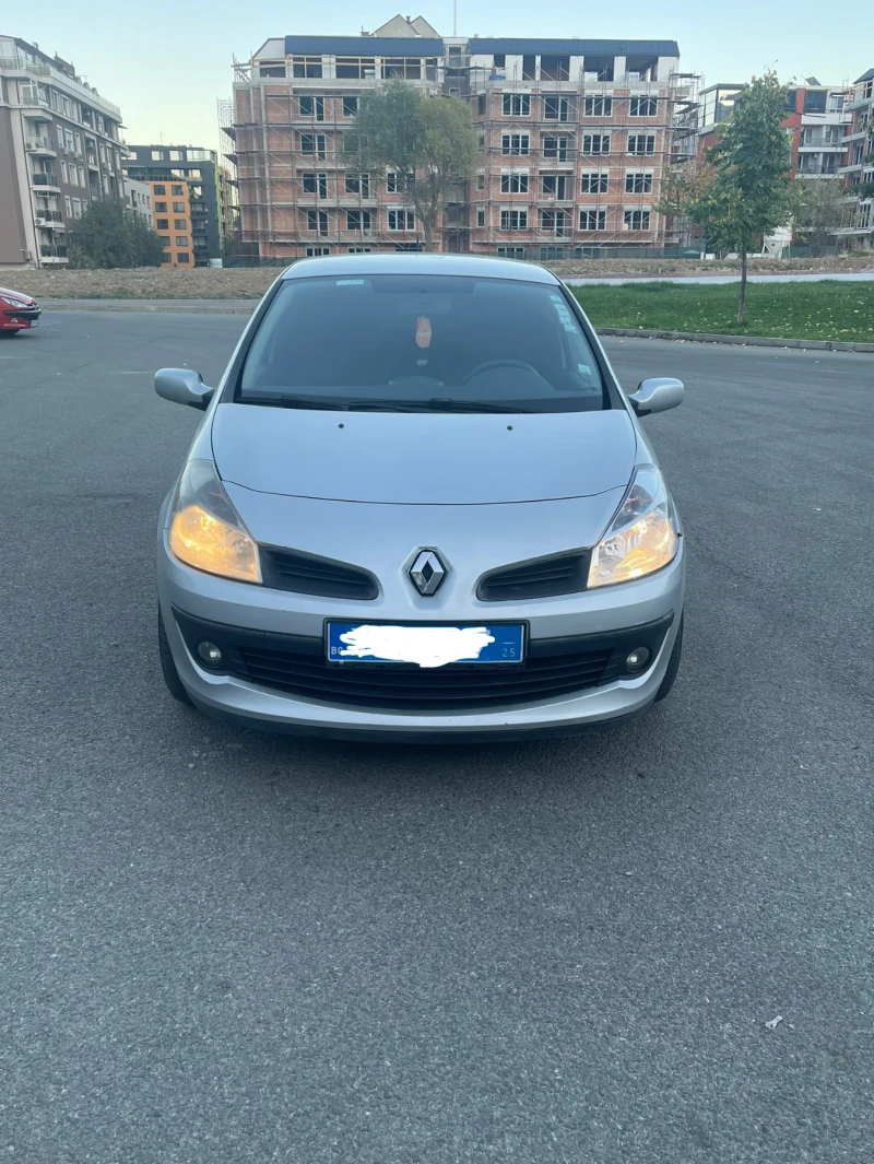 Renault Clio, снимка 3 - Автомобили и джипове - 48390419