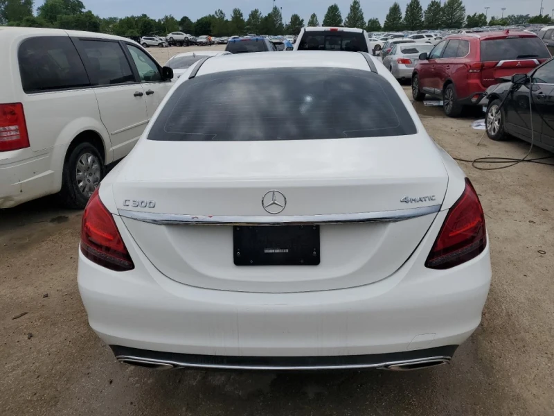 Mercedes-Benz C 300, снимка 5 - Автомобили и джипове - 48784333