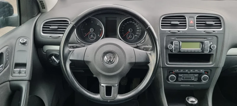 VW Golf GOLF 6 1.6TDI 189km, снимка 8 - Автомобили и джипове - 49329653