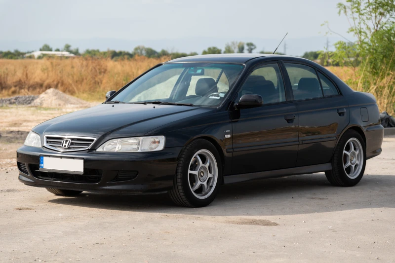 Honda Accord 1.8 VTEC, снимка 6 - Автомобили и джипове - 49557190