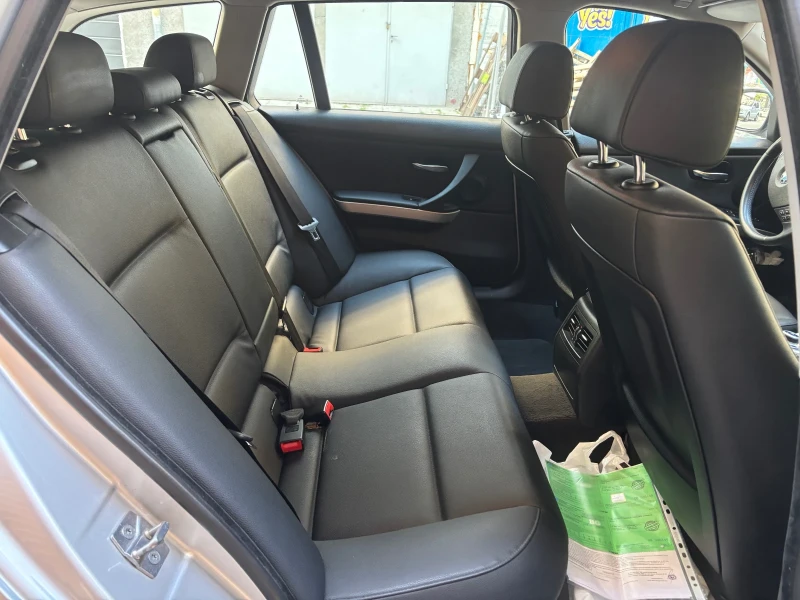 BMW 320 2.0 ДИЗЕЛ, снимка 11 - Автомобили и джипове - 52633419