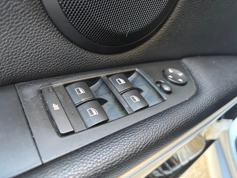 BMW 320 2.0 ДИЗЕЛ, снимка 15 - Автомобили и джипове - 52633419