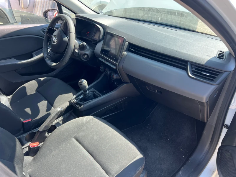 Renault Clio 1.0Tce , снимка 10 - Автомобили и джипове - 50559269
