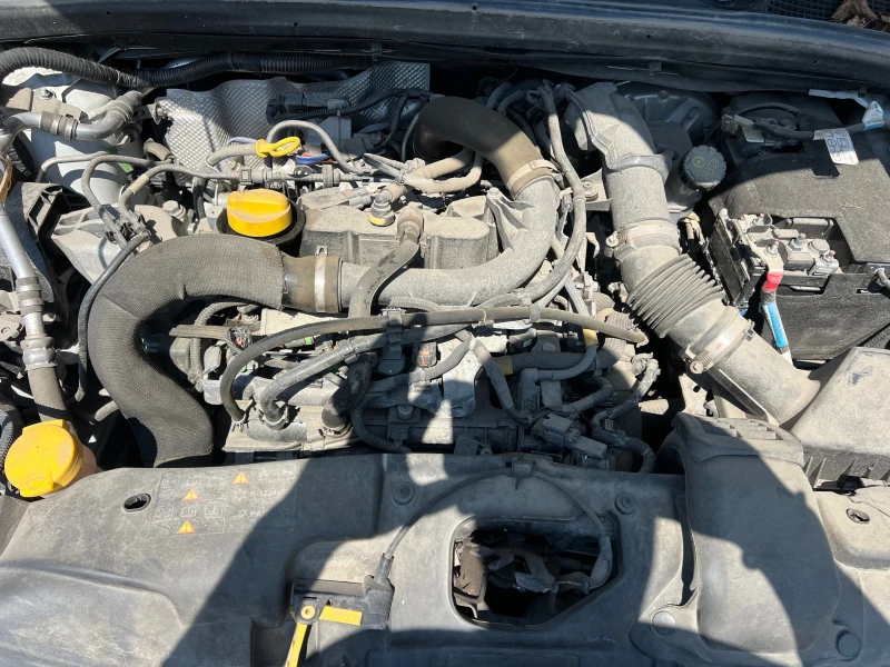 Renault Clio 1.0Tce , снимка 14 - Автомобили и джипове - 50559269