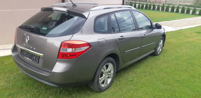 Renault Laguna 2.0 Бензин-140кс, снимка 3 - Автомобили и джипове - 52566646