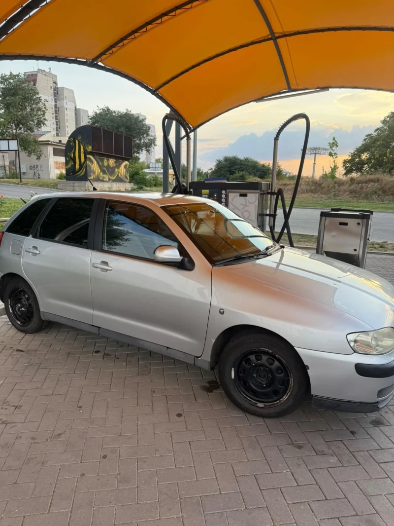 Seat Ibiza, снимка 2 - Автомобили и джипове - 51278648